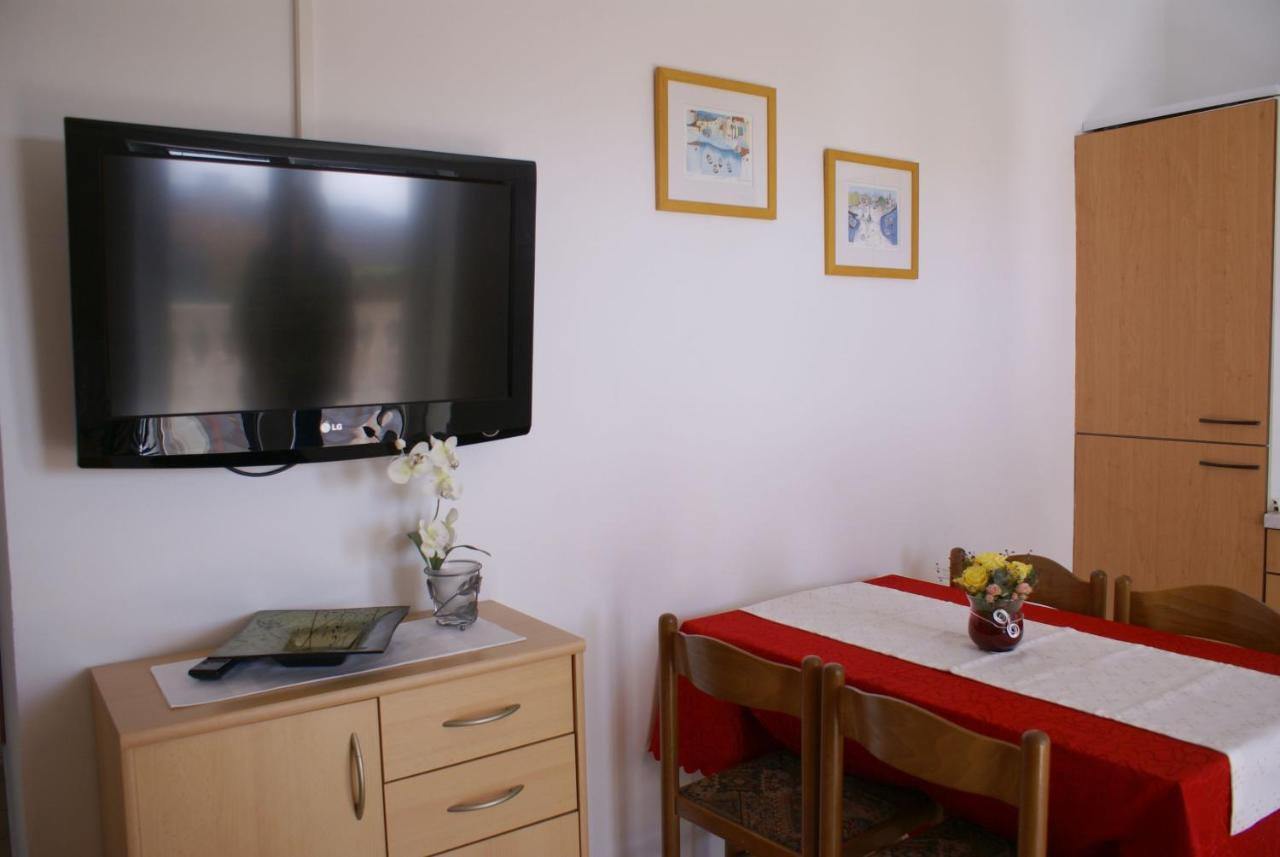 Apartment Nevenka Krk Town Extérieur photo