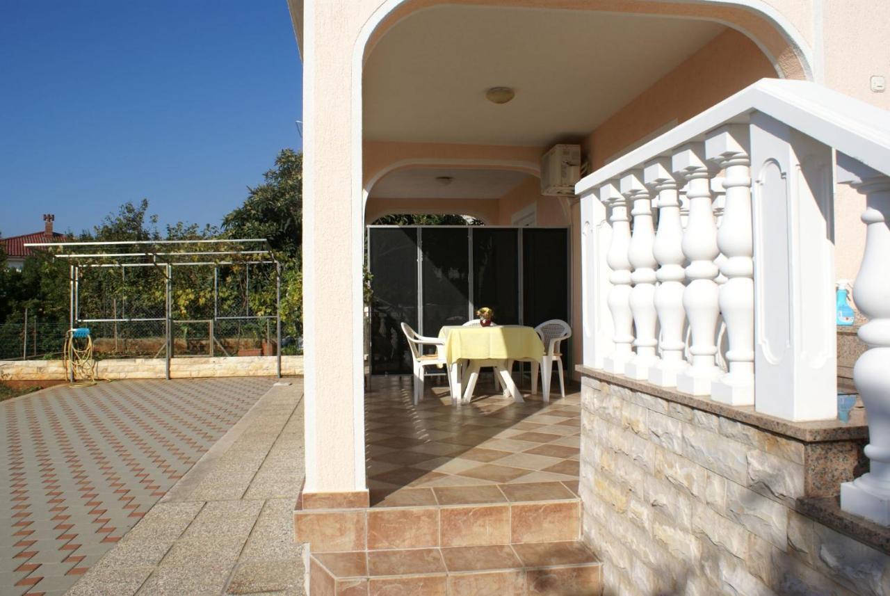 Apartment Nevenka Krk Town Extérieur photo