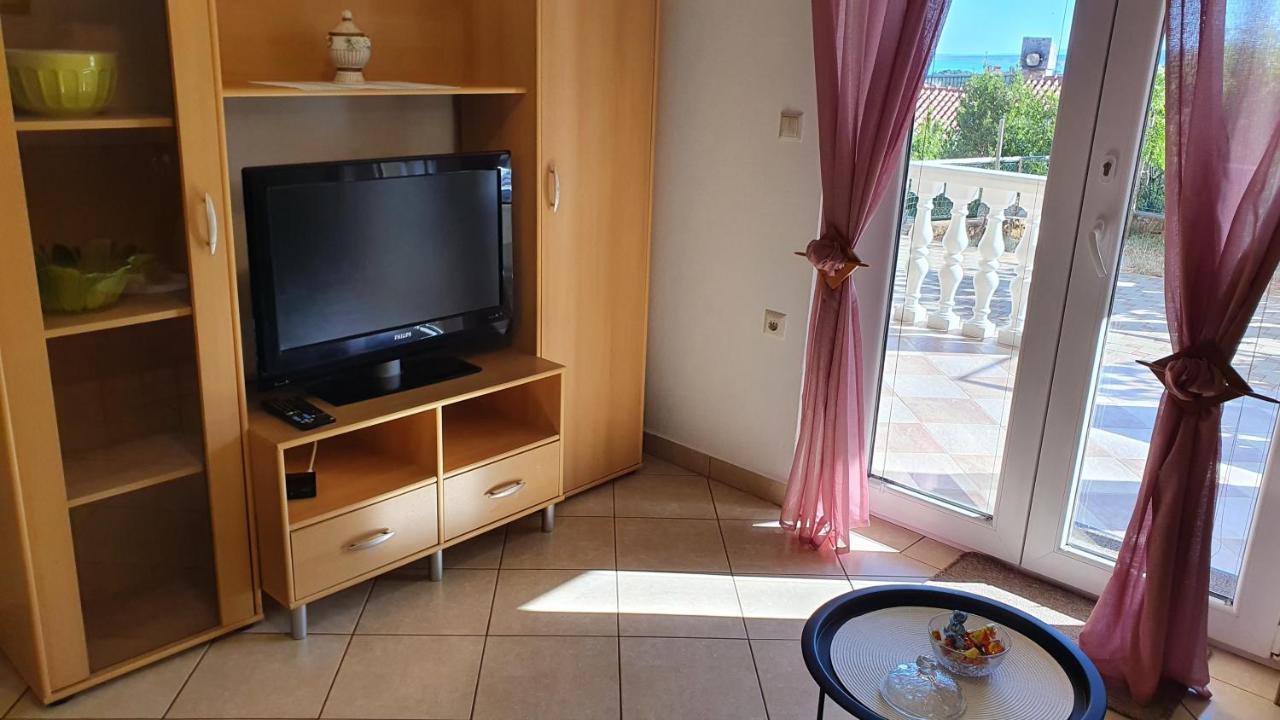 Apartment Nevenka Krk Town Extérieur photo